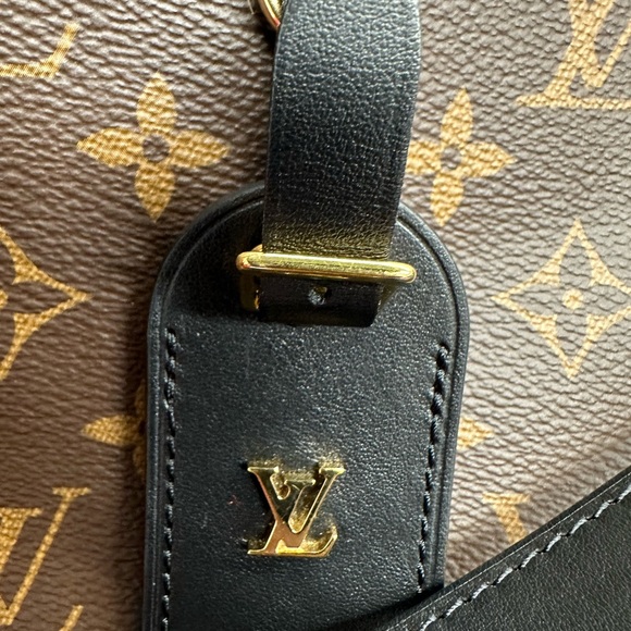 Louis Vuitton Odeon. This bag is in pristine condition - Picture 8 of 8